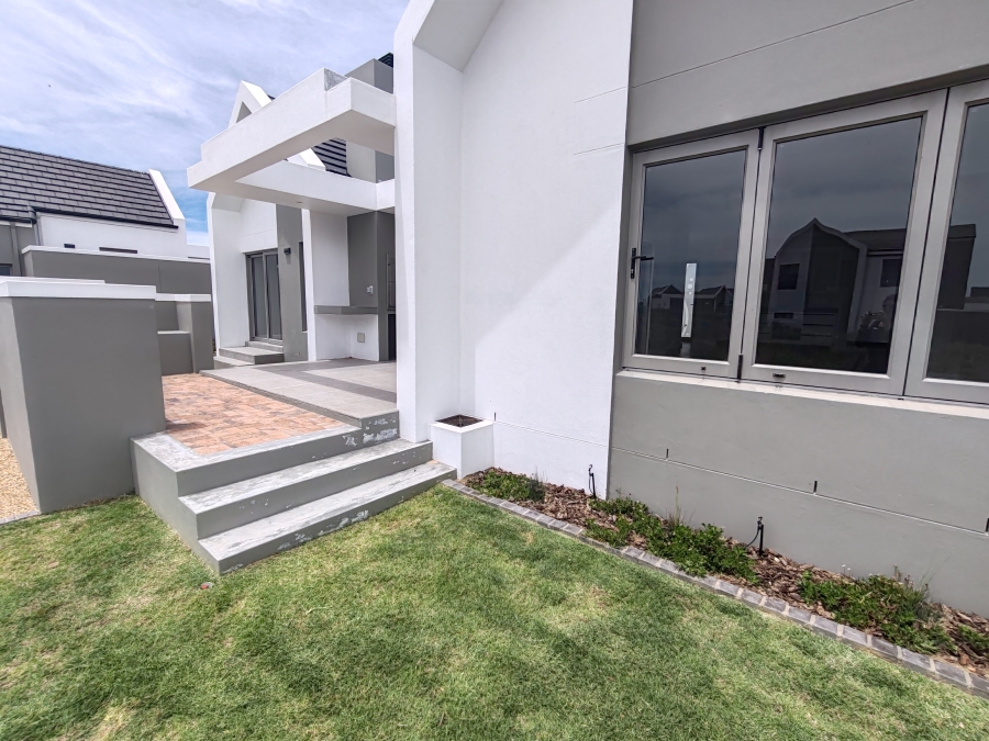 3 Bedroom Property for Sale in Langebaan Country Estate Western Cape